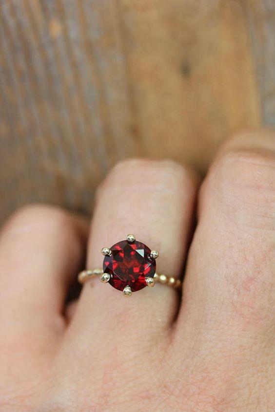 海底轮宝石红榴石