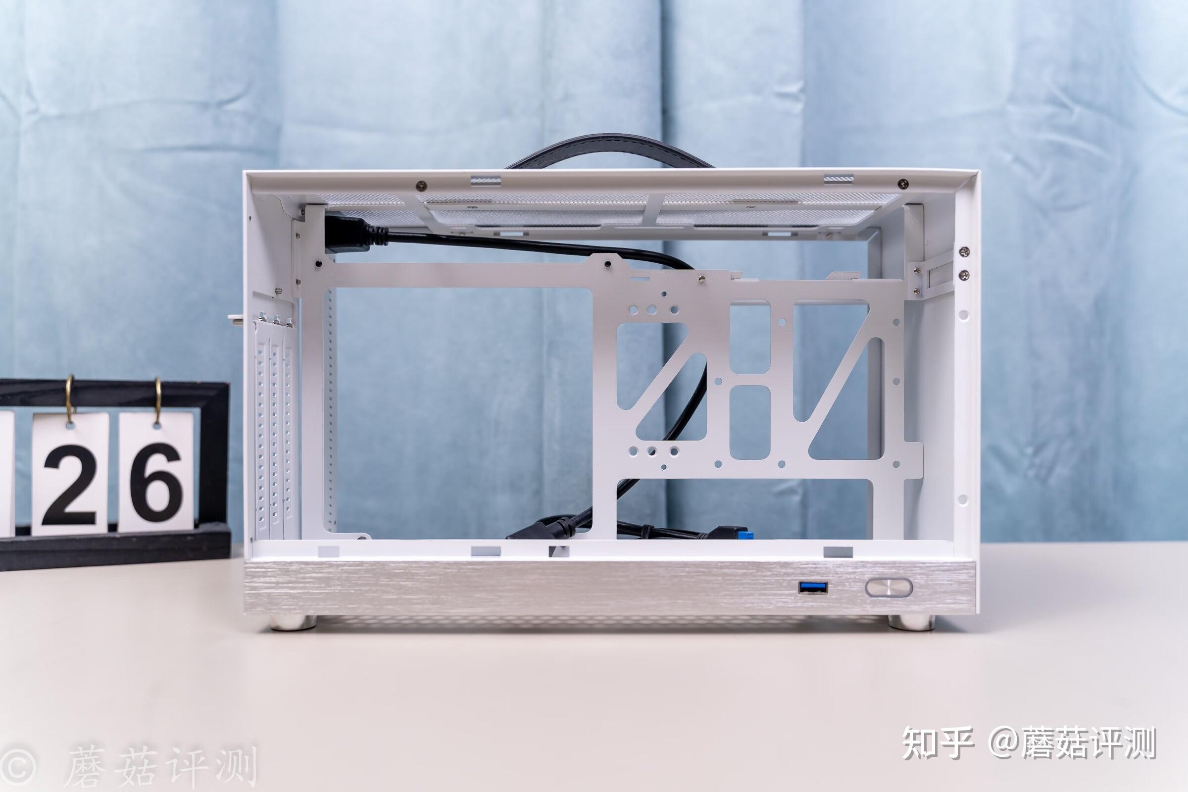 体积大一点，体验更优秀，闪鳞S400便携式ITX机箱 体验评测 - 知乎