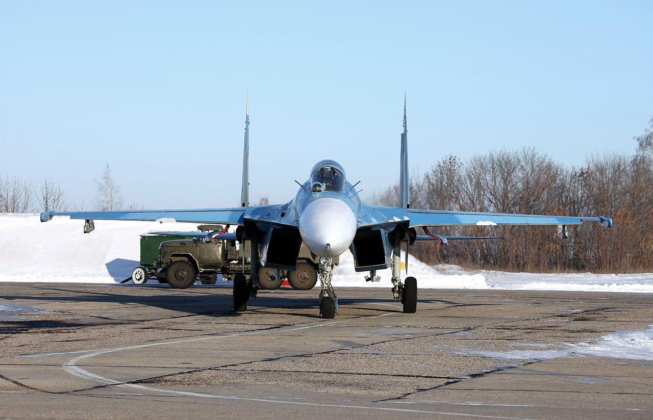 型苏-27ib:设计局编号t-10v,苏-34的原型机,由新西伯利亚厂制造苏-27k