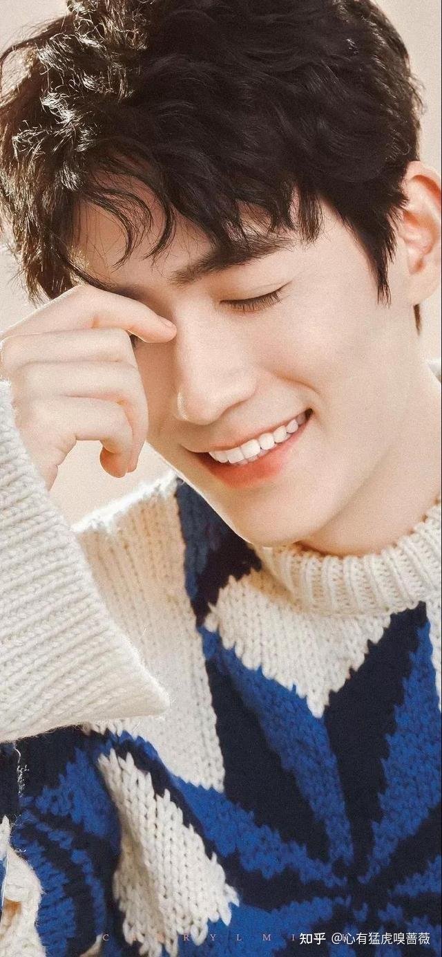 你们觉得哪个男明星笑容吸引你了