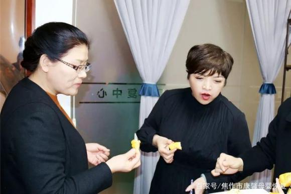 焦作市山阳区副区长闫利明莅临康馨母婴产后恢复中心调研督导
