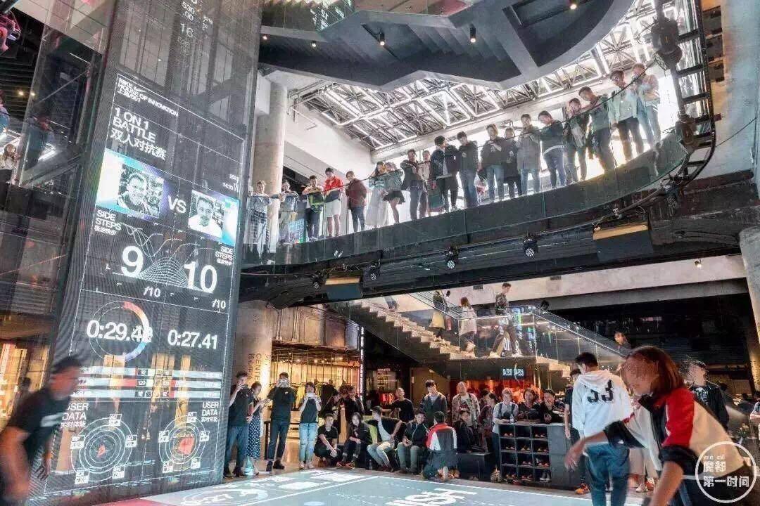 营销案例丨实体店走出门面冷清的方法:打造体验式门店 - 知乎