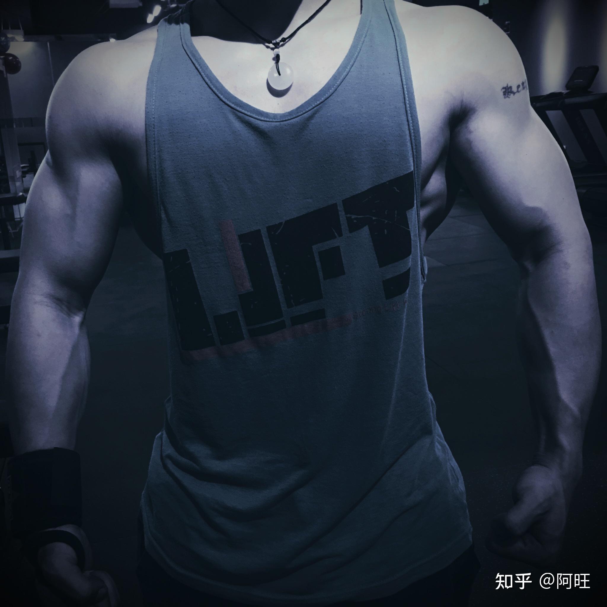 男生好看的肌肉线条是什么样的建议上图