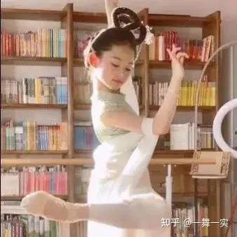 9岁女孩古金灵表演古典舞《霍元甲》走红网络，网友：她的眼睛在发光 - 知乎