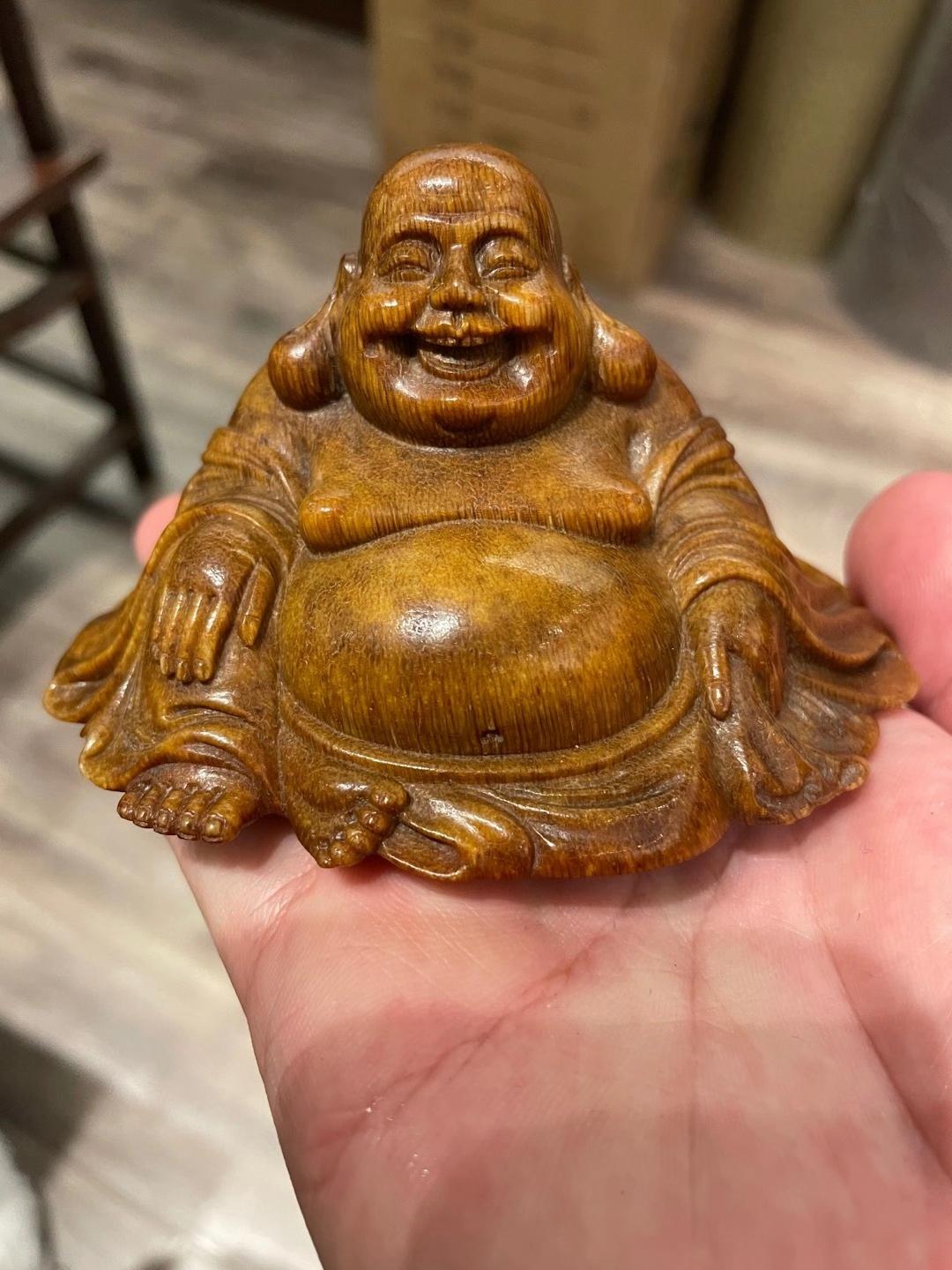 漠草收藏想欣赏更多真品合法角雕,了解真假鉴定技巧可联系作者私人号