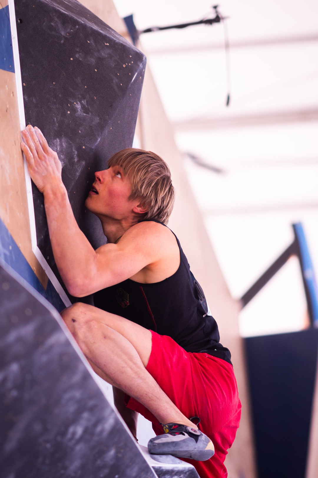 奥运攀岩速报潘愚非无缘决赛马文兄弟成全场亮点