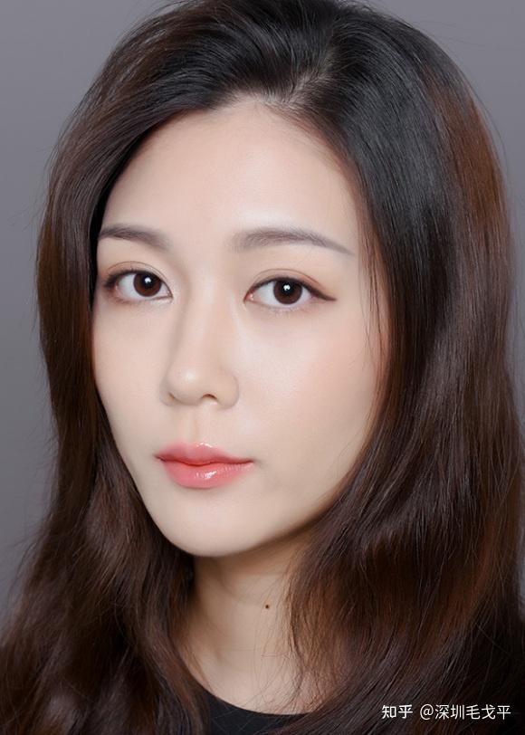 干净清透的日常通勤妆敲温柔的