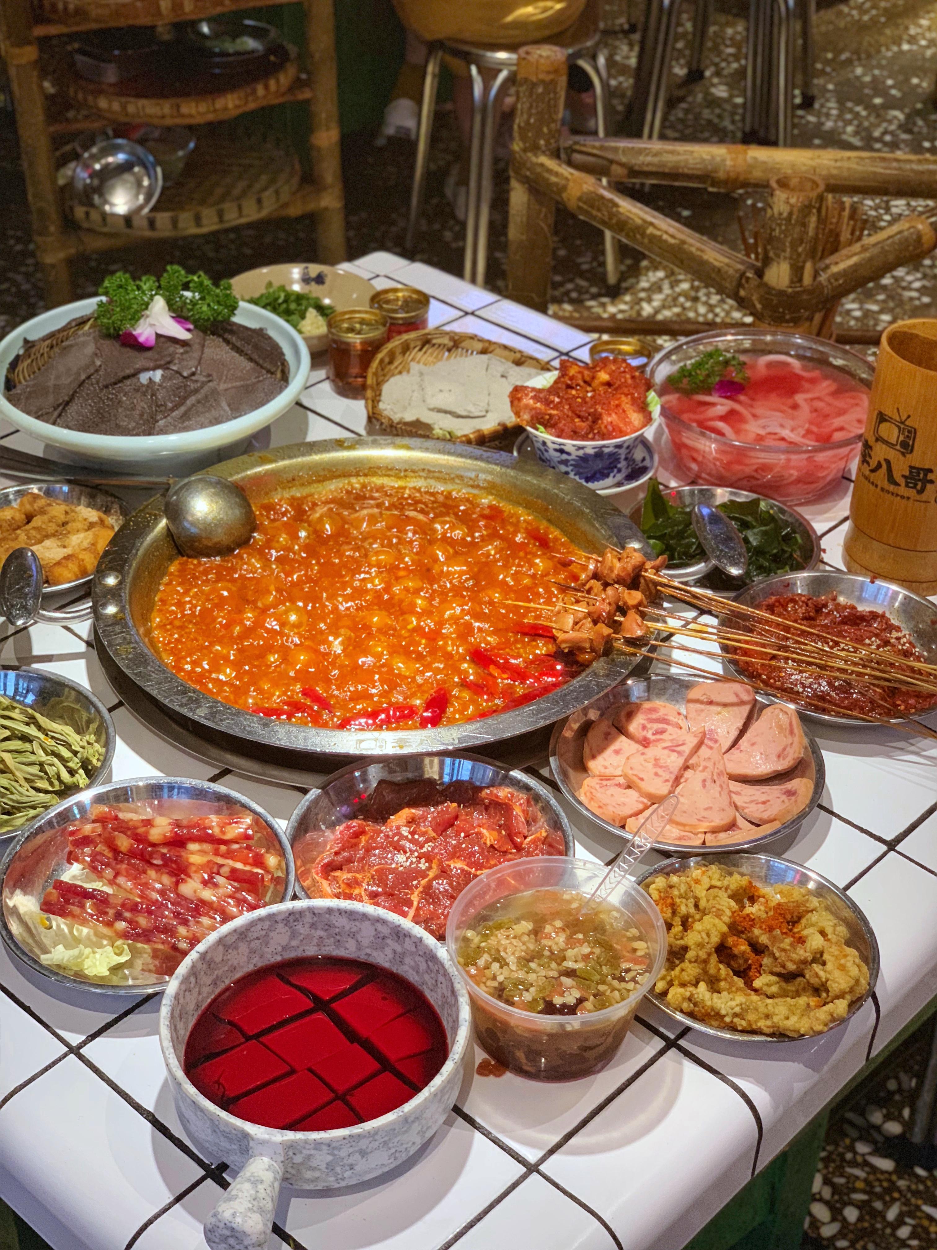 签约致喜成都市井火锅李八哥入驻简阳