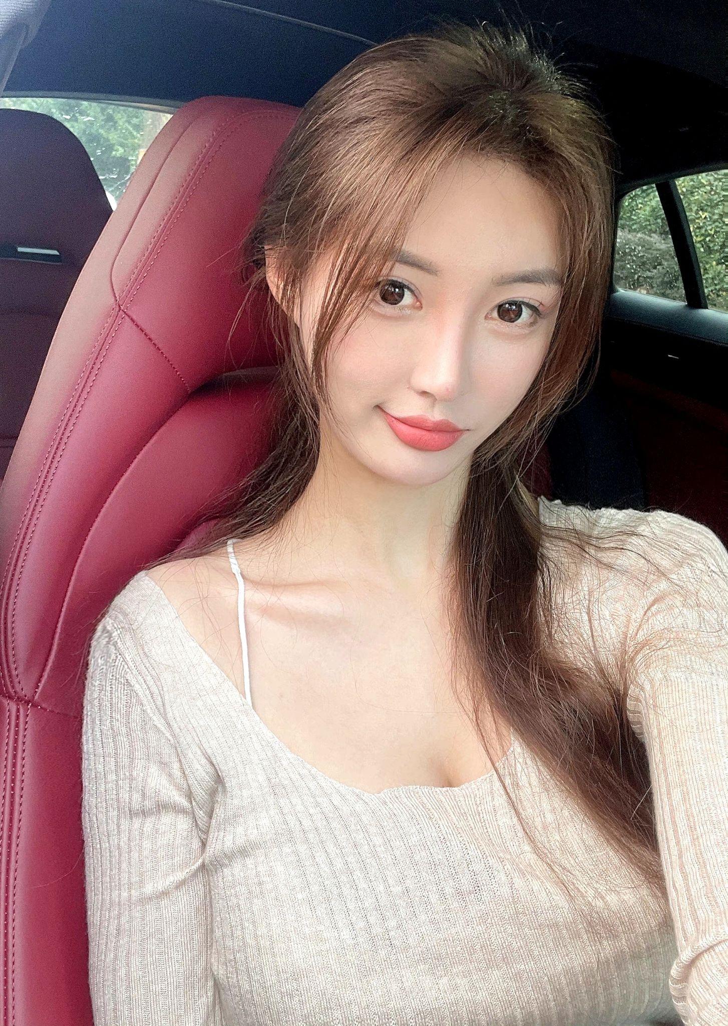 美丽模特王语会,性感照片值得收藏 - 知乎