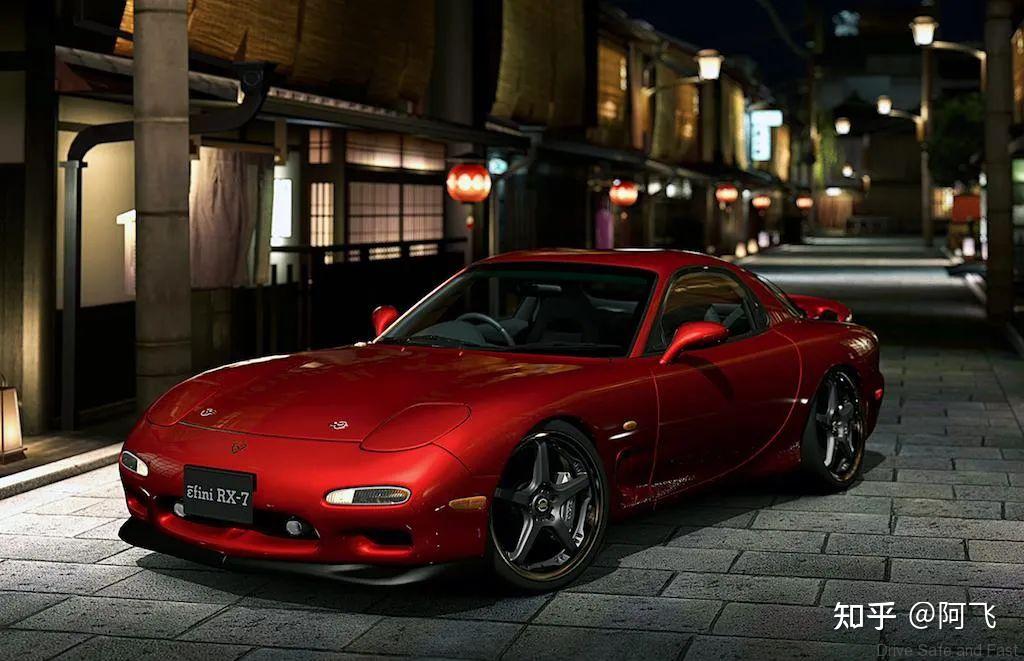 拥有独特的转子发动机1995年马自达rx7参与速度与激情拍摄