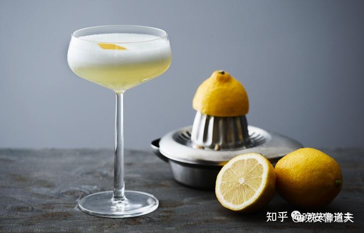 white lady鸡尾酒图片