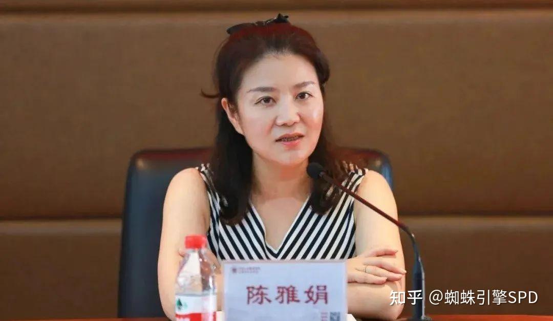 重庆工信职业学院陈雅娟副校长代表学校向参训老师表示了热烈欢迎