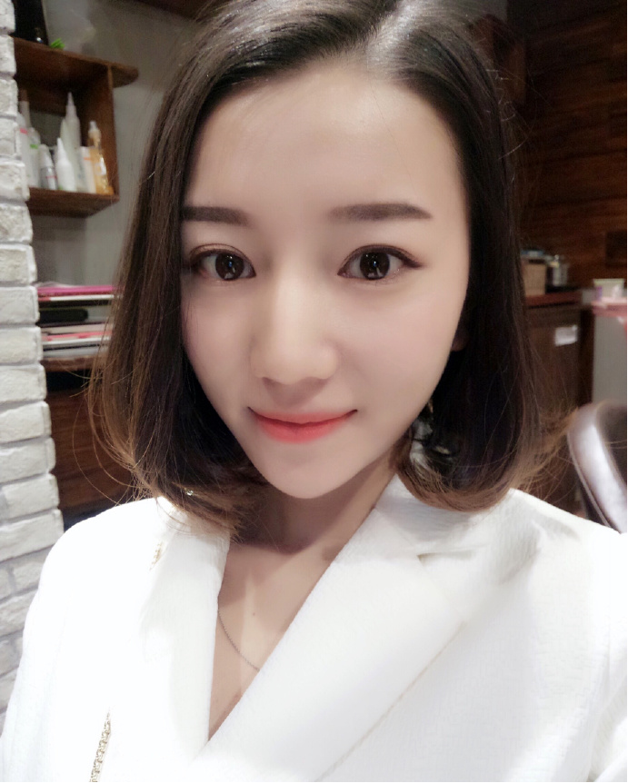 前户外一姐房租1400万:"快吃不起饭了";"赛文柒"宣称退鱼?