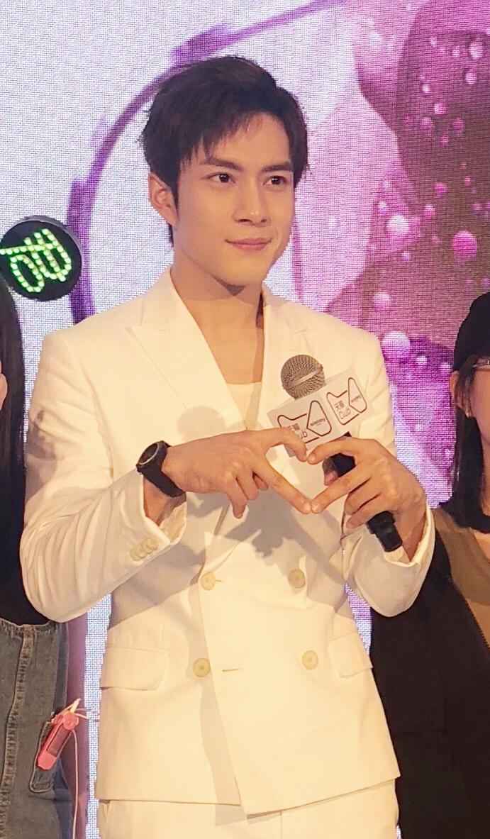 如何评价《无心法师》中无心的扮演者韩东君的