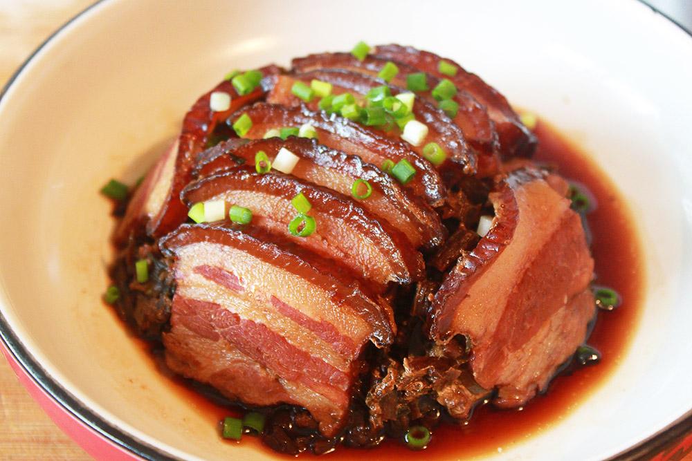 做一道硬菜:虎皮扣肉/咸烧白 - 知乎