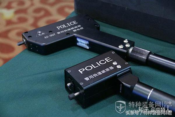 可破拆厚度15MM钢化玻璃!这救援破玻器目前国内只此一家 - 知乎