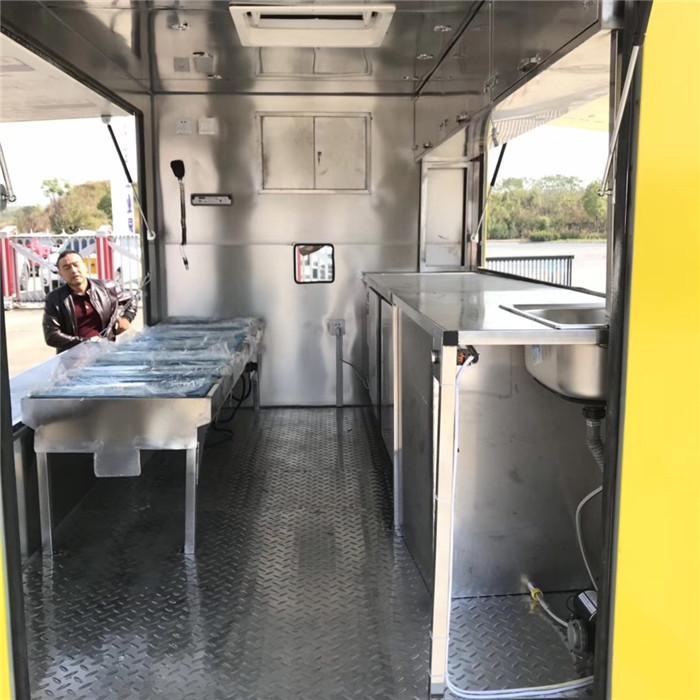 大型快餐车多少钱一辆汽车快餐车多少钱一台