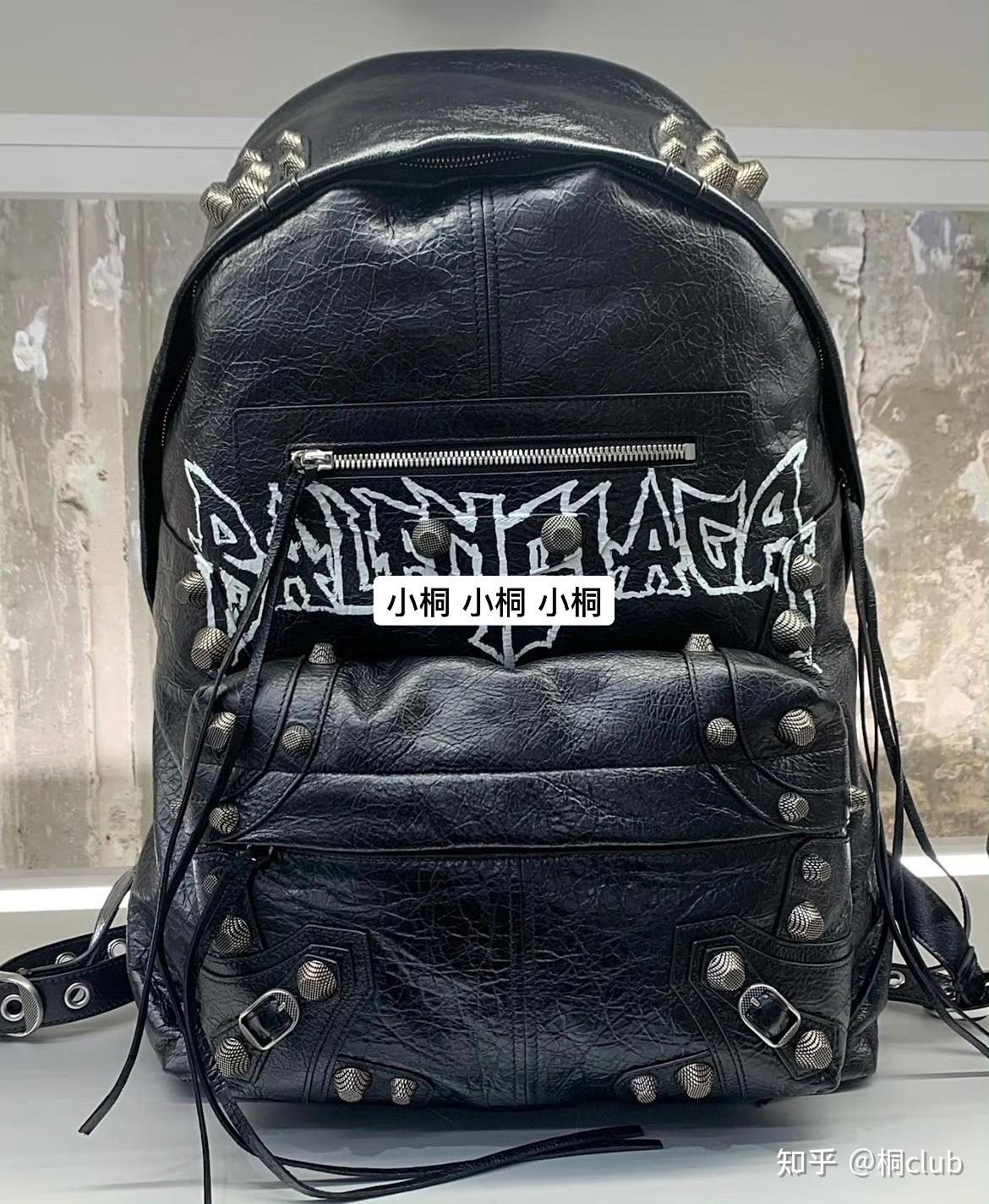 男人必须"装"起来!巴黎世家龙年限定涂鸦金属铆钉羊皮双肩包|涂鸦牛皮