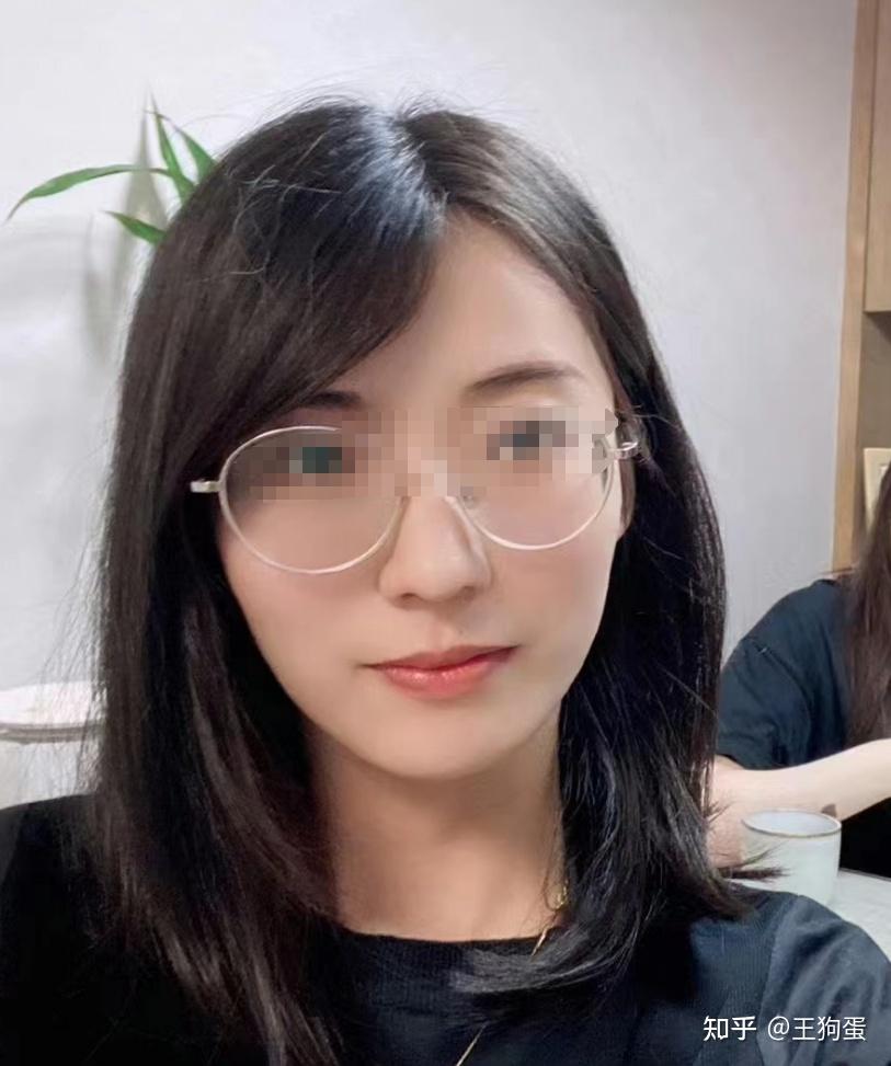 上海出轨张老师更多美照曝光高中恋情被扒底裤快被扒光了