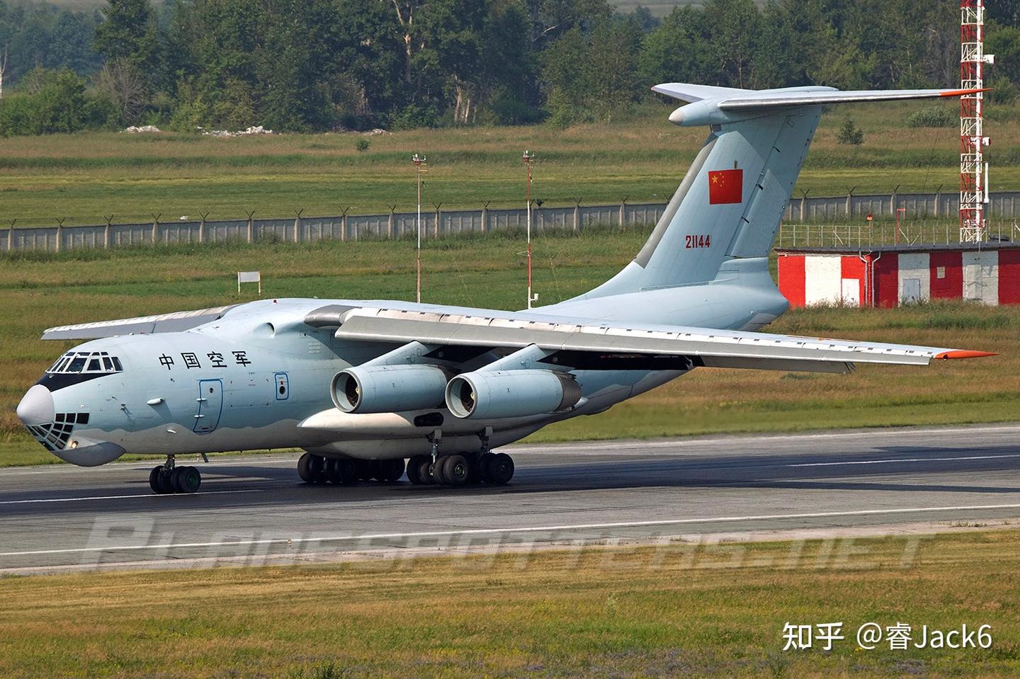 图片鉴赏：中国空军‌伊尔-76运输机 - 知乎