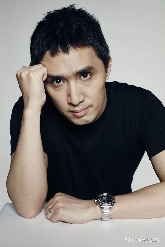 这其中有一个朱令的初中同学贝志诚,至关重要.