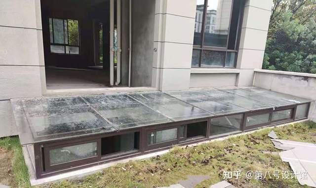 天井玻璃封顶改造阳光房却被邻居举报不如改换这种方式