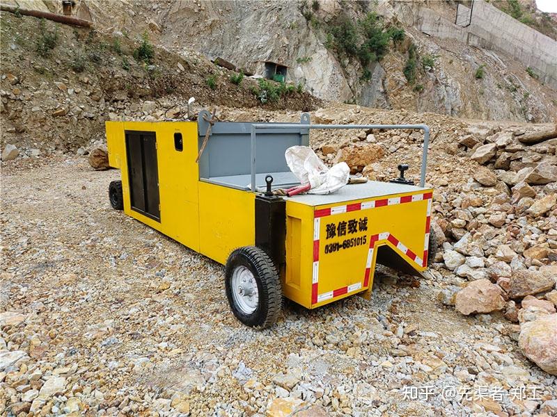 水库大坝边墙挤压成型机的特点 - 知乎