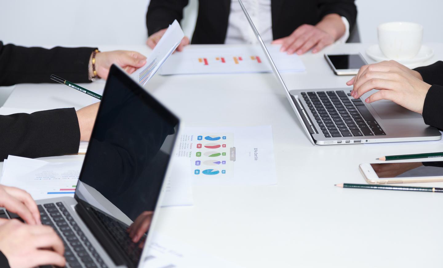 想要注册香港证券交易公司有哪些条件？ - 知乎