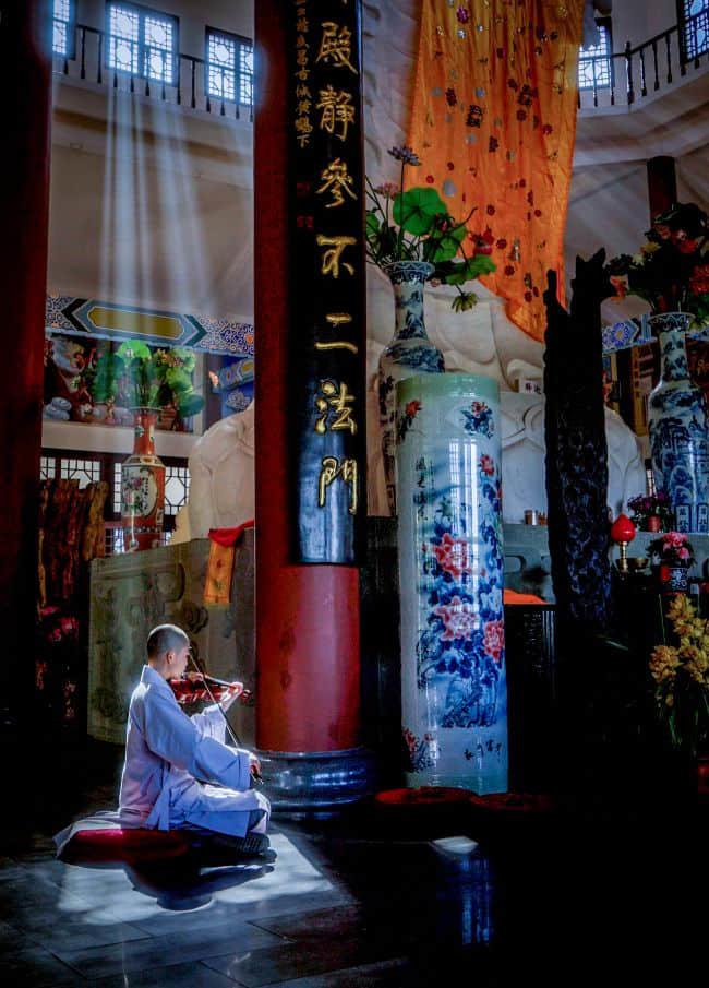 禅宗文化王桂生红安天台寺禅乐学僧摄影展组图