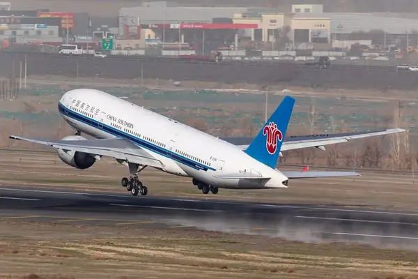 我在乌鲁木齐拍飞机的那些日子 - 知乎