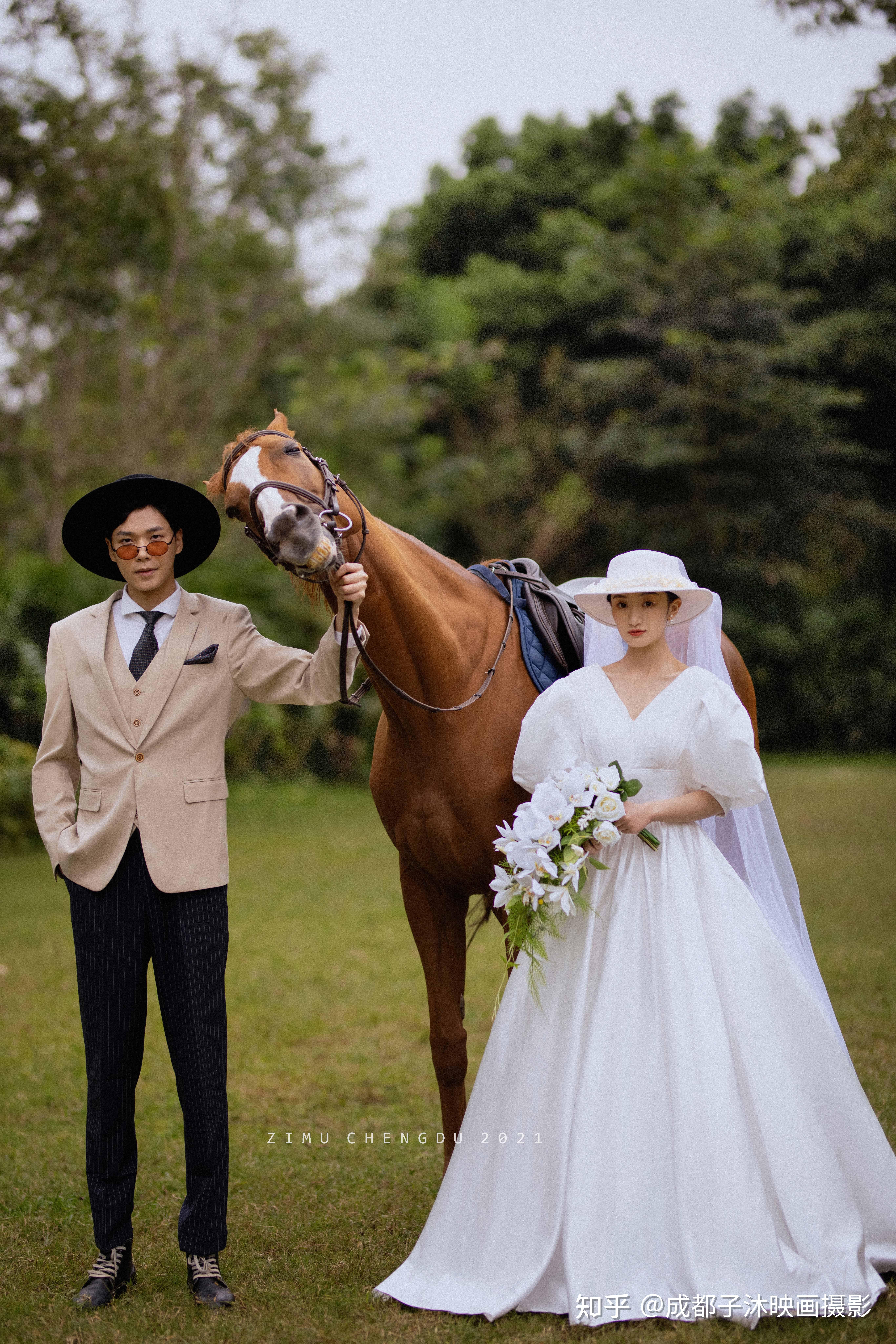成都婚纱照丨骑马婚纱照终有一天圆了童话梦