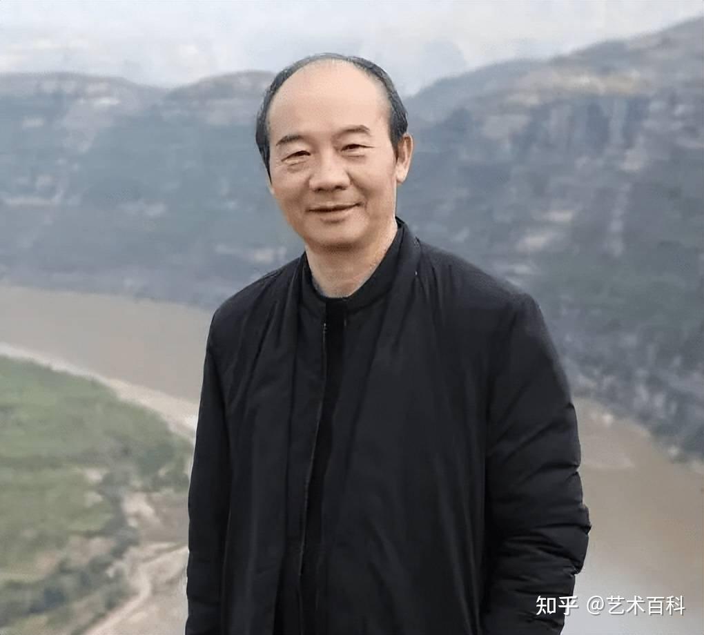 耕耘、蜕变、升华——刘云《黄山云峰图》作品 - 知乎