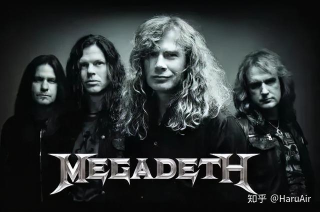 rich牌吉他型号为mockingbird(2010年被杂志《吉他世界》评为"有史