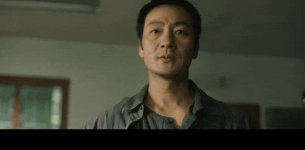 《稻草人》冷门逆袭黑马，这部剧惊悚又烧脑！