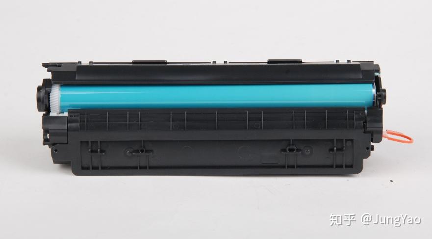 鼓粉一体式鼓粉分离式硒鼓则是将感光鼓,显影辊,粉盒等分成独立的两