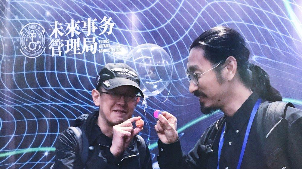 韩松全世界科幻迷必须经常相聚围着篝火喝酒跳舞