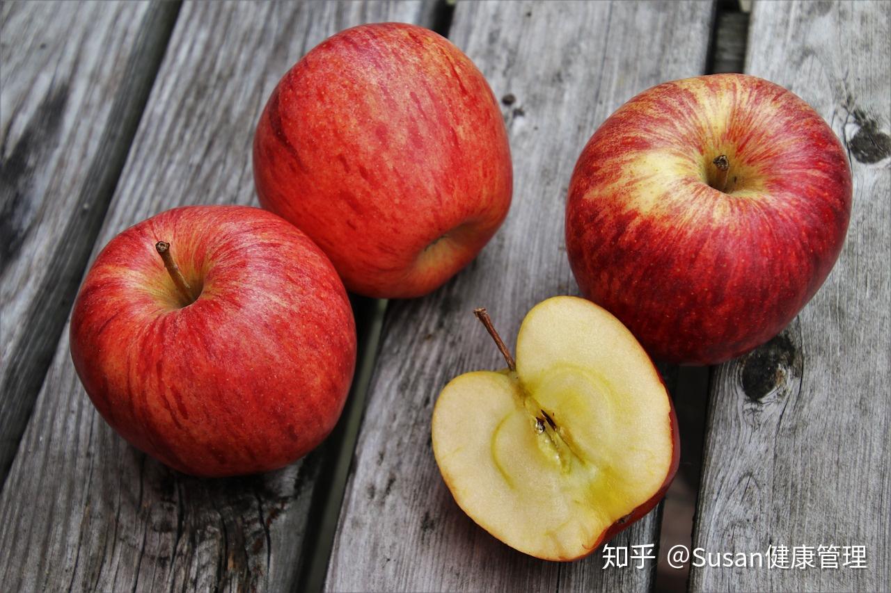 Scientists turn rotten apples into highly efficient batteries