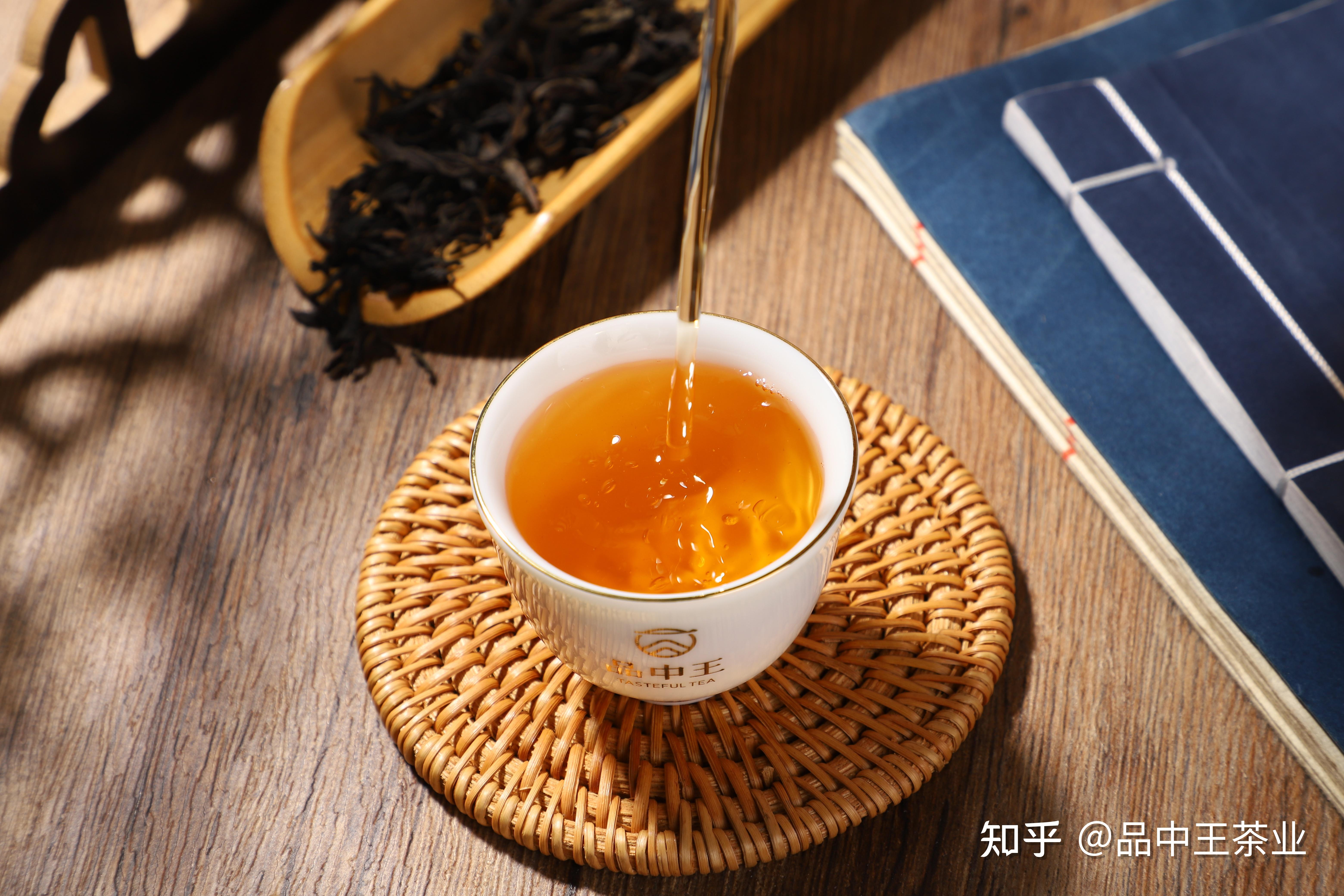 各种茶叶的茶汤颜色图片