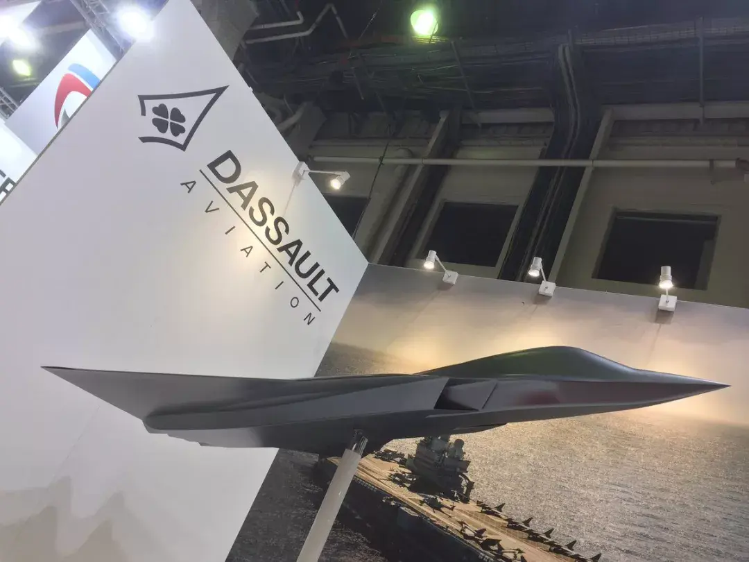 法国达索六代机亮相无垂尾无水平尾翼