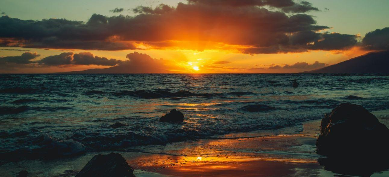 v2-9d3995487ba3aa26f0869287af675b00_1440w.jpg?source=172ae18b