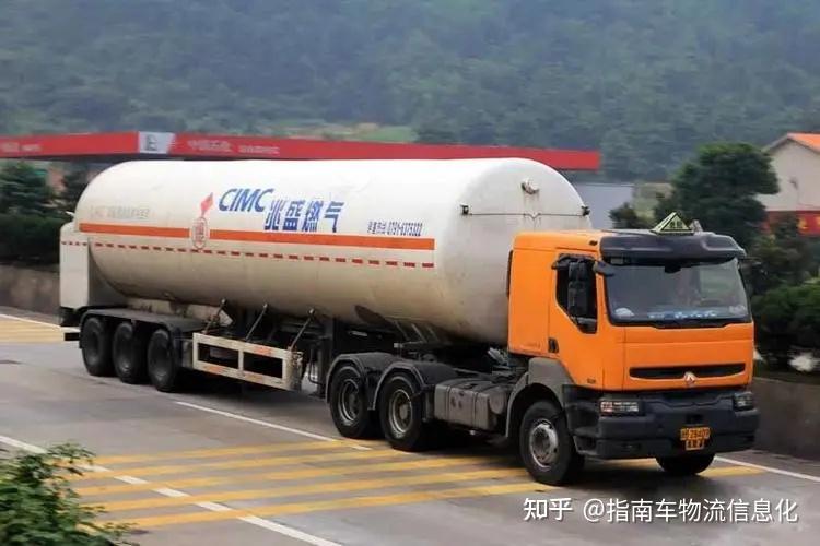 我国危险化学品目前大部分经公路运输,因此道路危险货物运输需求和