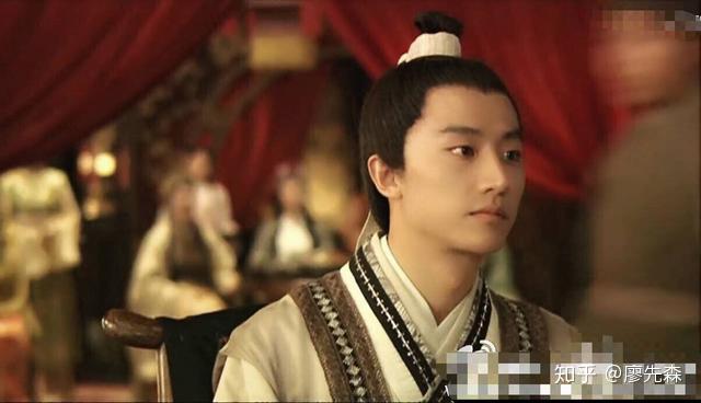 李少红准备开拍新版《红楼梦》,正在寻找成年贾宝玉的出演者.