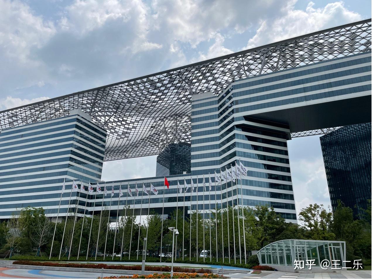 宛如一条巨龙——这便是g60科创云廊,g60科创走廊的龙头