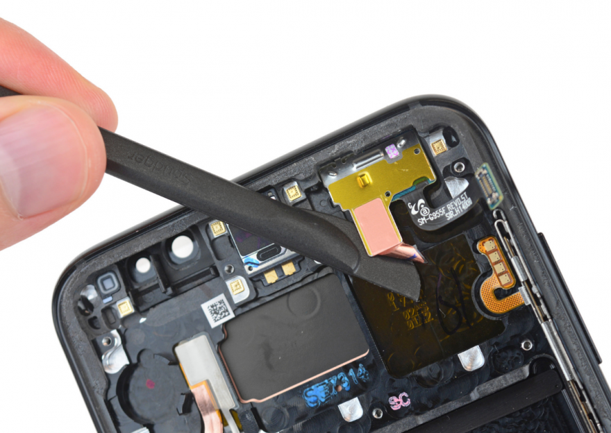 电池竟与note7一样三星galaxys8详尽拆解