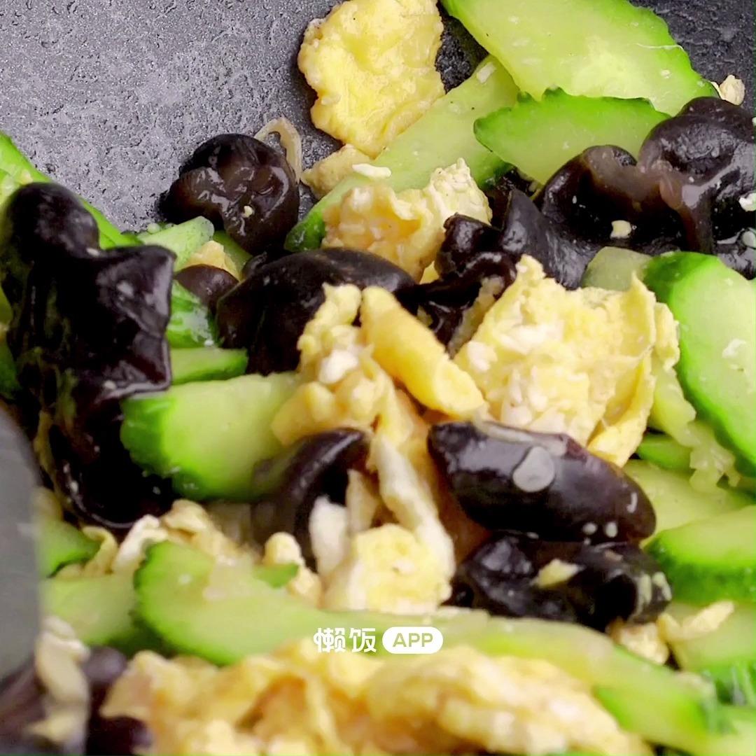 炒什么菜好吃下饭又简单 v2-9ded1fe763ae7bbe2c428880938b102d.jpg