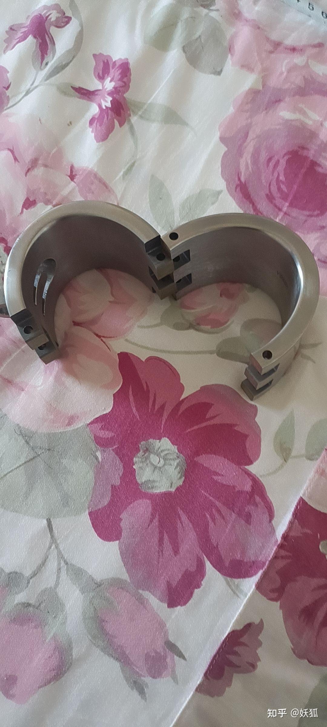 能戴不能取的钛合金脚镯