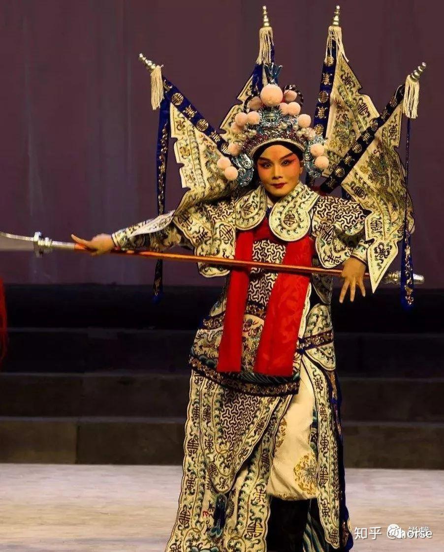 由论豫剧陈派剧目三拂袖中蒋琴心的角色再创造所想