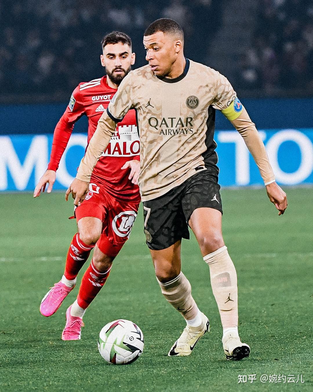 巴黎被布雷斯特逼平连续丢球折射问题姆巴佩打满全场难救主