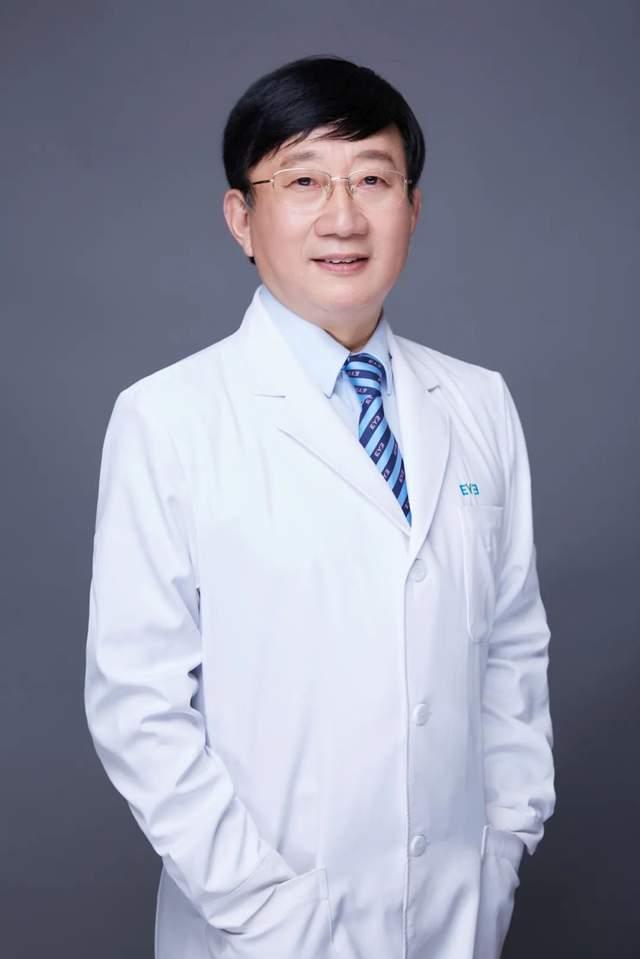 国家一级验光师从事视光工作30年,国内较早获得国家高级验光师资格