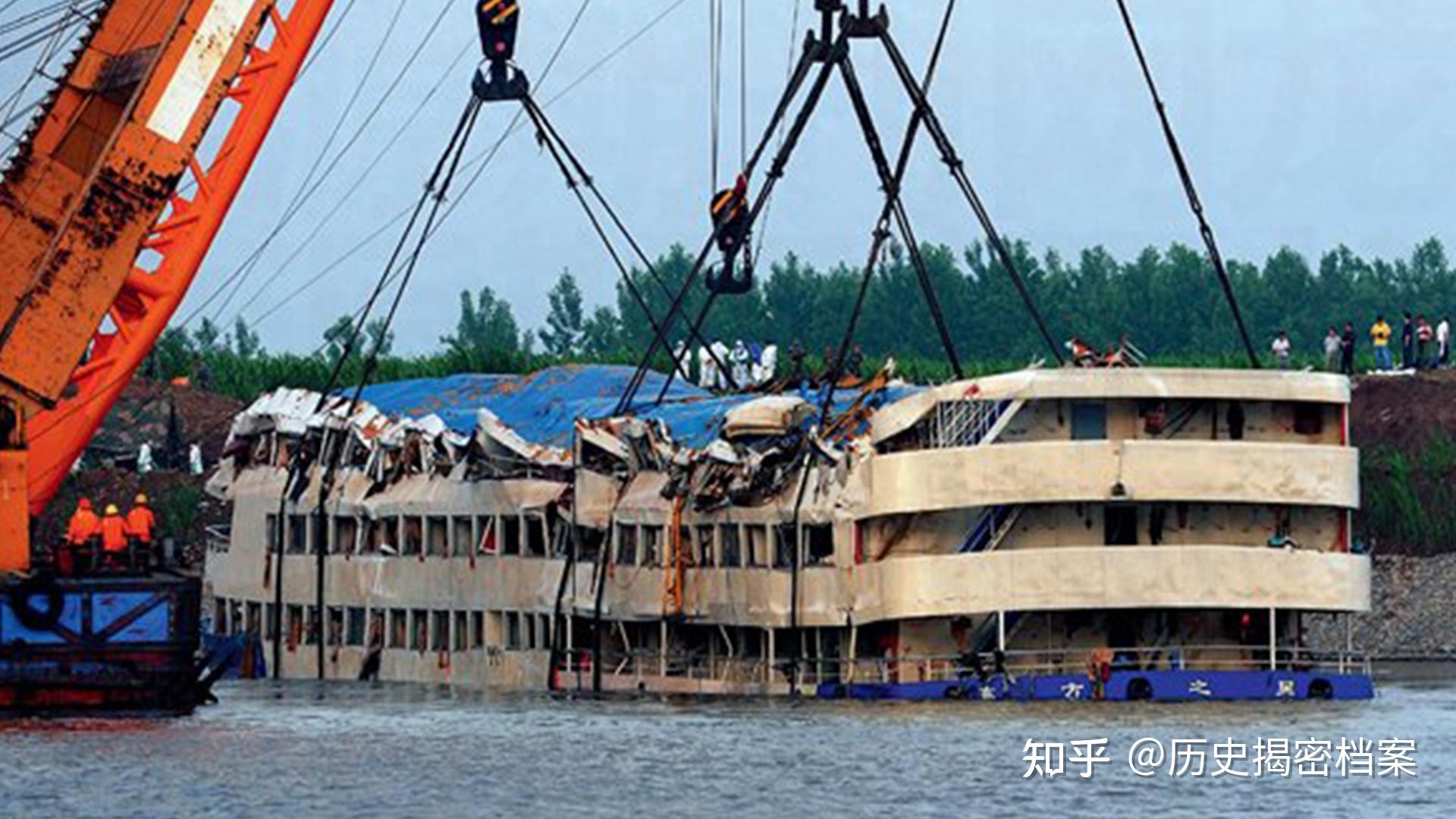 2015年，东方之星游轮沉没，442人不幸遇难，是天灾还是人祸？